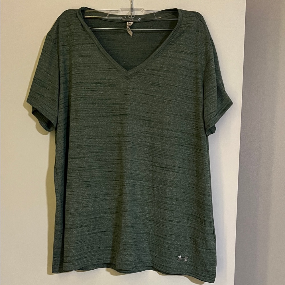 Under Armour Women's Dark Green V-Neck Tee